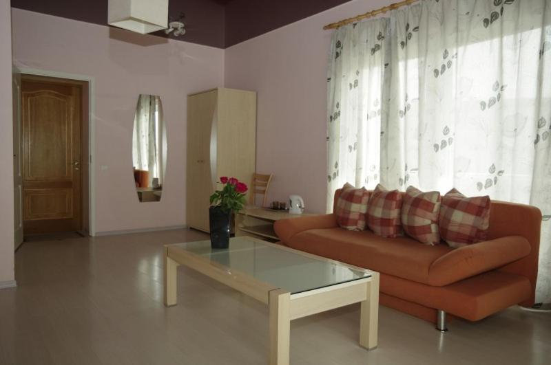 Europe Guesthouse نارفا المظهر الخارجي الصورة